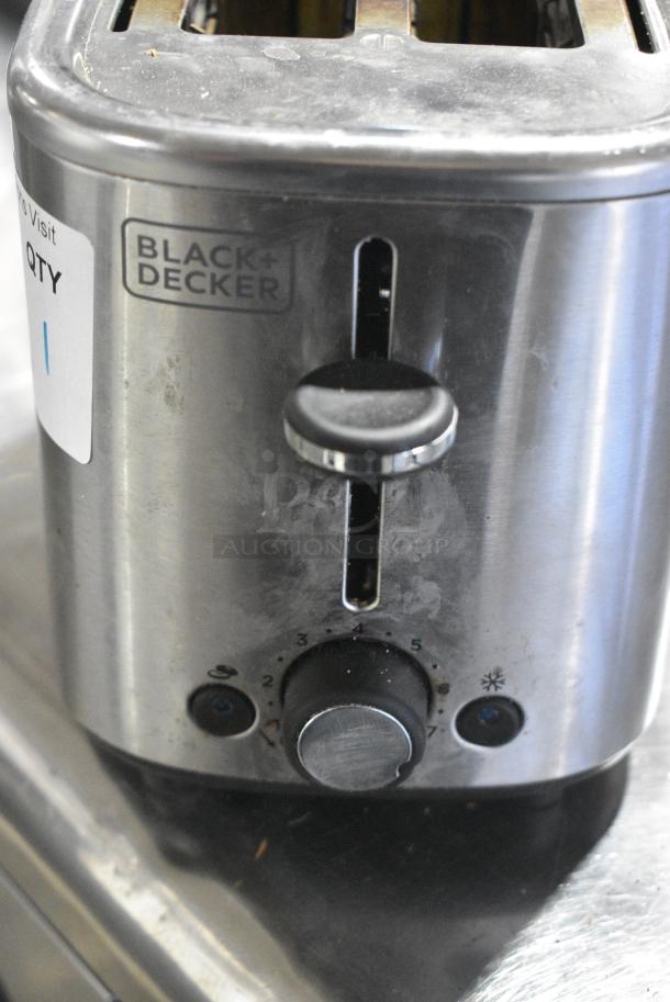 Black & Decker Metal Countertop 2 Slot Toaster. 115 Volts, 1 Phase. - Image 4 of 7