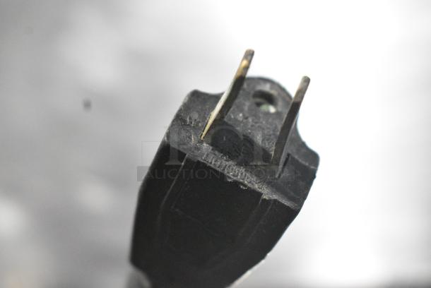 Boxer Metal Countertop Meat Grinder. 115 Volts, 1 Phase. Cannot Test Due To Damaged Plug - Image 6 of 6