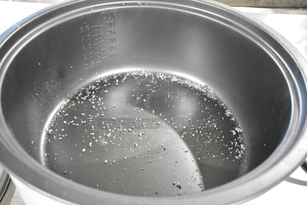 Galaxy 177GRC60 Metal Countertop Rice Cooker / Warmer. 120 Volts, 1 Phase. - Image 5 of 7