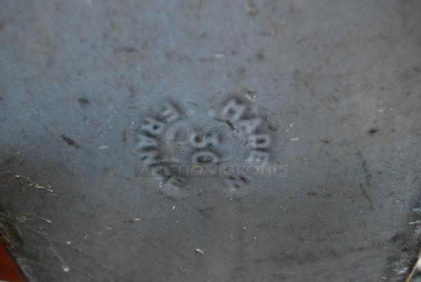 4 Metal Baking Pans. 4 Times Your Bid! - Image 4 of 4