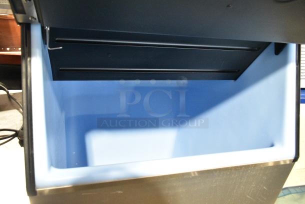 Ice-O-Matic CIM1136HW5 Stainless Steel Commercial Ice Head on Ice-O-Matic B55PSC Commercial Ice Bin. 208-230 Volts, 1 Phase. - Image 3 of 6