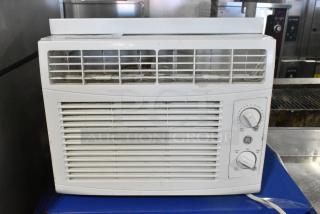 General Electric GE AHTC05AAQ1 Window Mount Air Conditioner. 115 Volts, 1 Phase. Tested and Working!