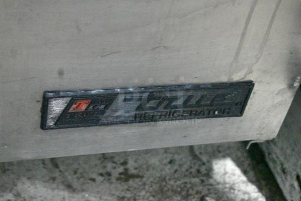 True TWT-72 Stainless Steel Commercial 3 Door Work Top Cooler on Commercial Casters. 115 Volts, 1 Phase. Tested and Powers On But Does Not Get Cold - Image 3 of 8