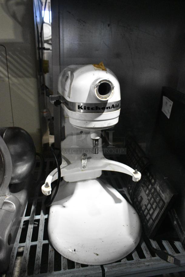 KitchenAid KM25G Metal Countertop Planetary Dough Mixer w/ Whisk Attachment. 120 Volts, 1 Phase. Tested and Does Not Power On - Image 5 of 8