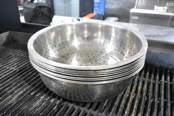 11 Various Metal Colanders. 11 Times Your Bid! - Image 2 of 3