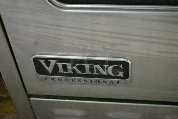 Viking Stainless Steel Commercial Gas Powered 6 Burner Range w/ Charbroiler, Convection Oven and Standard Oven. - Image 3 of 7