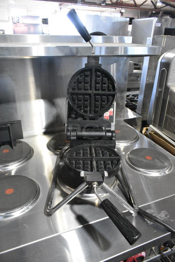 Stainless Steel Commercial Countertop Waffle Maker. 240 Volts. - Image 5 of 9