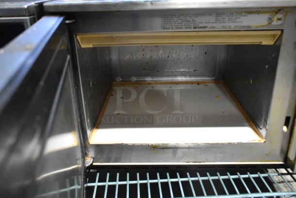 Sharp R-22GV Metal Commercial Countertop Microwave Oven. 120 Volts, 1 Phase. - Image 3 of 5