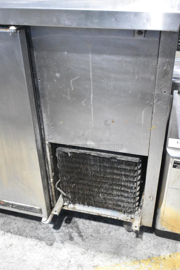 True TPP-67 Stainless Steel Commercial Pizza Prep Table on Commercial Casters. 115 Volts, 1 Phase. Tested and Powers On But Does Not Get Cold - Image 5 of 13