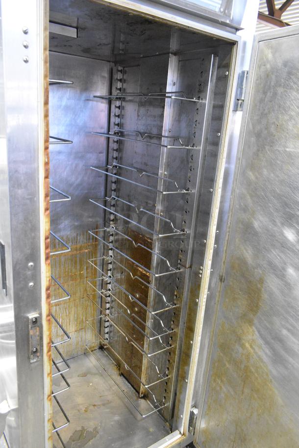 Metro C569-SFS-UA Metal Commercial Single Door Reach In Heated Holding Cabinet on Commercial Casters. 120 Volts, 1 Phase. Cannot Test Due To Plug Style - Image 5 of 7