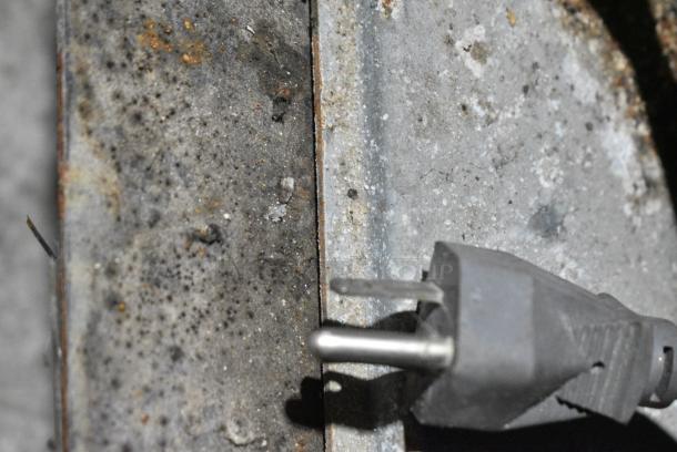 Turbo Air MSR-49NM Stainless Steel Commercial 2 Door Reach In Cooler on Commercial Casters. 115 Volts, 1 Phase. Tested and Working! - Image 6 of 7