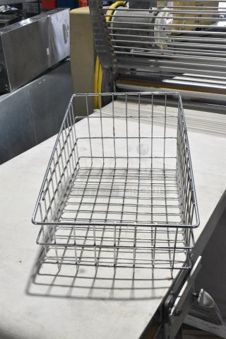 8 Metal Baskets. 8 Times Your Bid!