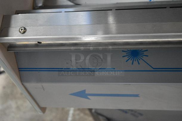 BRAND NEW SCRATCH AND DENT! 2016 BKI HSS4-2TSQ Stainless Steel Commercial Floor Style 2 Tier Warming Display Case Merchandiser. 230 Volts, 1 Phase. - Image 2 of 5