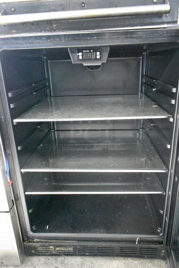 Vissani MCBC58DST Metal Mini Cooler Merchandiser. 115 Volts, 1 Phase. Tested and Working! - Image 3 of 6