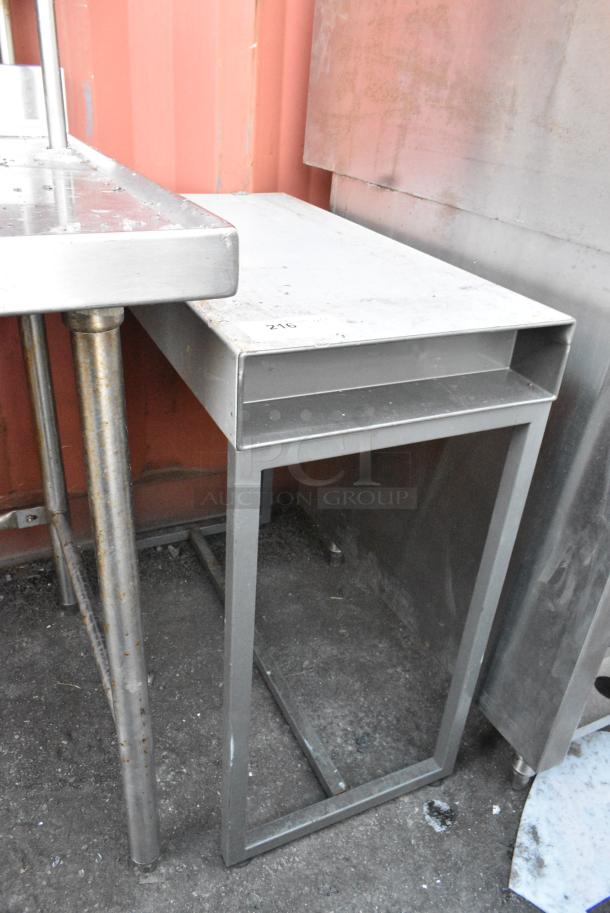 Metal Table. - Image 2 of 3