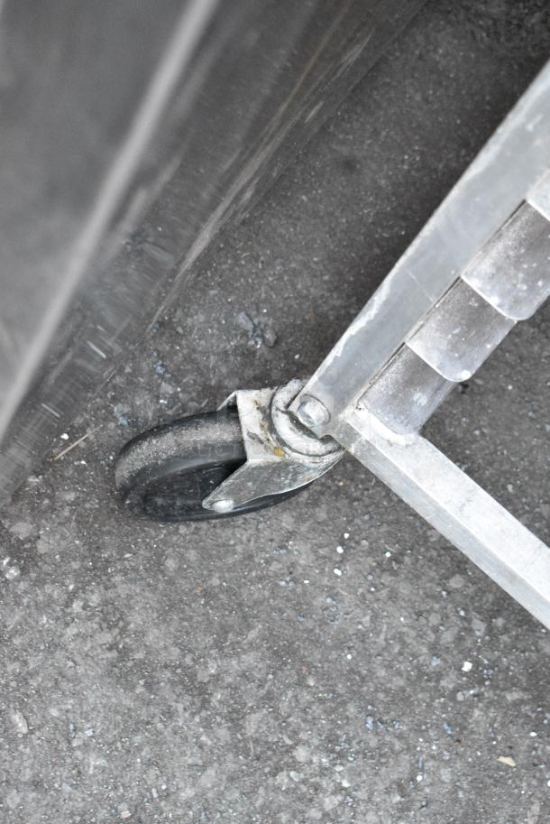 Metal Pan Transport Rack on Commercial Casters. - Image 2 of 4