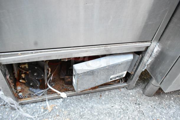 Champion Stainless Steel Commercial Undercounter Dishwasher. Door Does Not Stay Closed. - Image 5 of 7