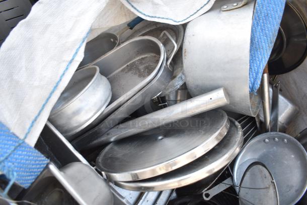 ALL ONE MONEY! Lot of Various Items Including Drop In Bins and Round Baking Sheets - Image 4 of 8