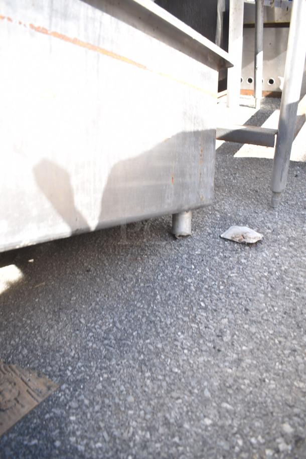 Stainless Steel 3 Bay Sink w/ Faucet and Handles. 1 Leg Needs To Be Reattached. - Image 5 of 6