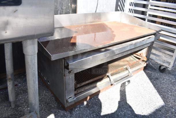 Stainless Steel Gas Powered Flat Top Griddle w/ Lower Cheese Melter. - Image 2 of 5
