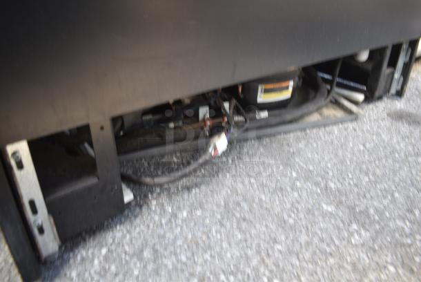 Structural Concepts HMO5153R Metal Commercial Open Grab N Go Merchandiser. 120 Volts, 1 Phase. - Image 4 of 7