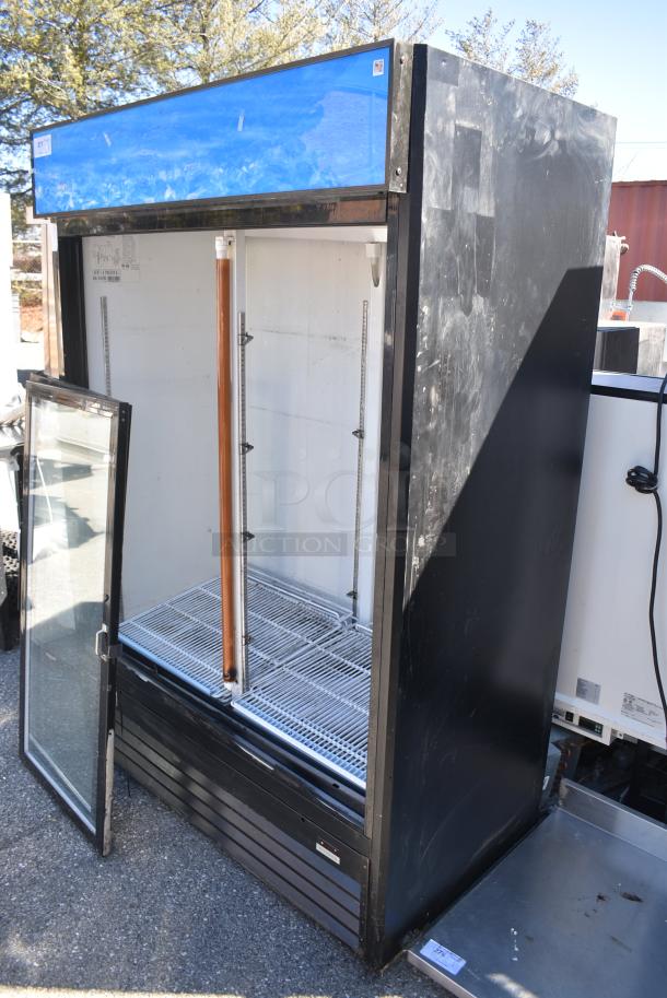 Spartan SGM-53R Metal Commercial 2 Door Reach In Cooler Merchandiser. Doors Need To Be Set Up. 115 Volts, 1 Phase. - Image 3 of 6