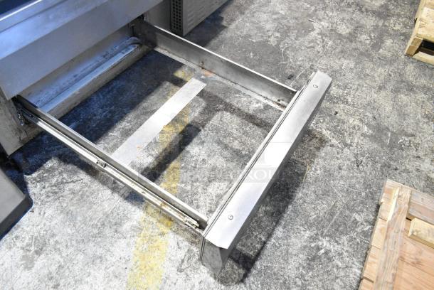 Continental Stainless Steel Commercial 2 Drawer Chef Base on Commercial Casters. 115 Volts, 1 Phase. Tested and Working! - Image 5 of 8