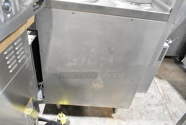 BRAND NEW SCRATCH AND DENT! Stainless Steel Commercial Electric Powered 10 Burner French Top Range w/ 2 Convection Ovens, Over Shelf and Back Splash. 3 Phase. - Image 11 of 17