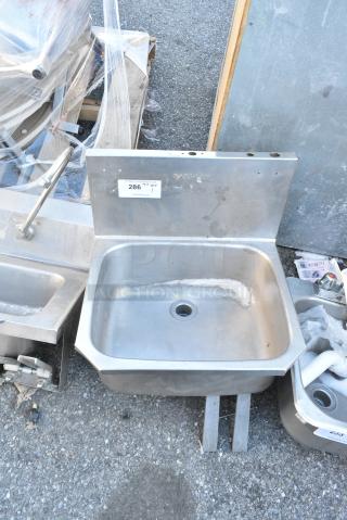 Stainless Steel Single Bay Sink.