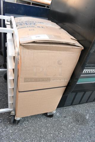 BRAND NEW SCRATCH AND DENT! Channel ETPR-3E3 8 Pan End Load Aluminum Steam Table Pan Rack - Assembled