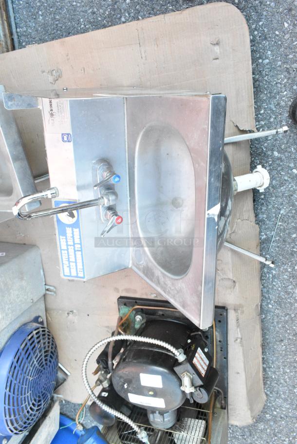 Eagle Stainless Steel Single Bay Wall Mount Sink w/ Faucet, Handles and Right Side Splash Guard. - Image 5 of 6