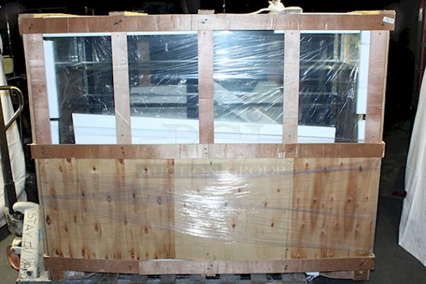 BRAND NEW! CRATED!! Koolmore RBD30C 71 in. Refrigerated Bakery Display Case for Cakes, Stainless Steel Frame, 30 cu. ft. 115V. NO OBSERVABLE DEFECTS!! GLASS LOOKS PERFECT! S/N: 318428931 - Image 2 of 5
