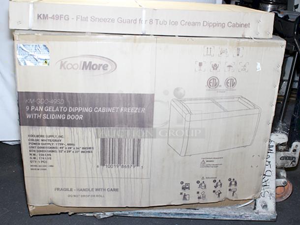 BRAND NEW IN THE BOX! Koolmore KM-GDC-49SD-FG 50 in. Gelato Dipping Cabinet Display Freezer with Sliding Glass Door and Sneeze Guard 13 cu. ft. On Commercial Casters. - Image 2 of 2