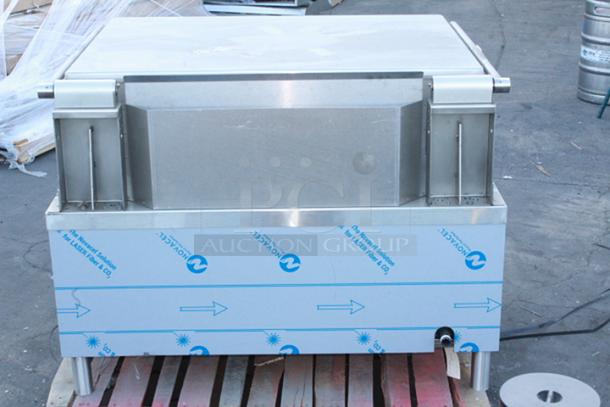 BRAND NEW SCRATCH & DENT! Vulcan VG40-NAT Natural Gas 40 Gallon Manual Tilt Braising Pan / Tilt Skillet - 120,000 BTU. S/N: 46-3046753. Legs have a very minor bend. - Image 3 of 10