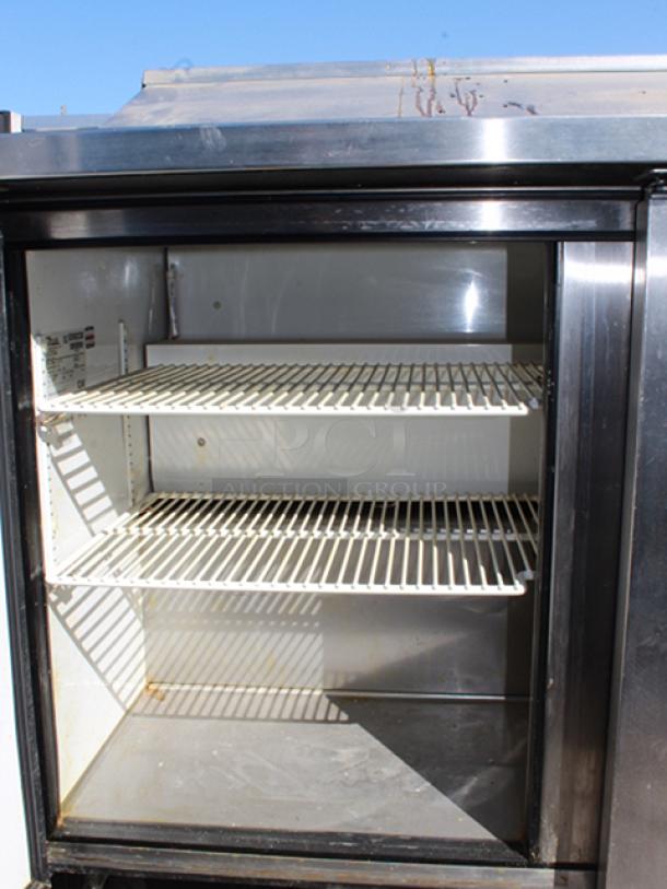 True TSSU-72-18 72 3/8" 3 Door Refrigerated Sandwich Prep Table. Tested. In Working Order. - Image 2 of 5