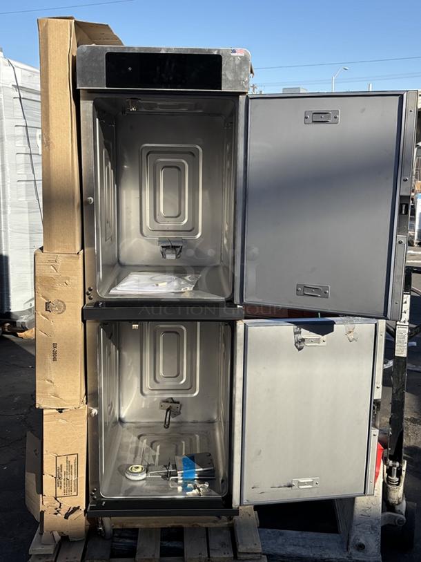 BRAND NEW SCRATCH & DENT! Alto-Shaam 1200-SK DX 208/240V/1 Full Height Cook and Hold Smoker Oven with Deluxe Controls - 208-240V, 6900-8900W. S/N: 3397200-1. Includes: Hardware, Racks, Etc. PLUS 2 Bags of Each: Apple Chips (10136b), Maple Chips (10318b), Hickory Chips (10218), Cherry Chips (WC-22540). Wheel Not Attached. ( See photos). - Image 4 of 11