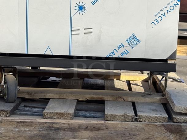 BRAND NEW SCRATCH & DENT! Alto-Shaam 1200-SK DX 208/240V/1 Full Height Cook and Hold Smoker Oven with Deluxe Controls - 208-240V, 6900-8900W. S/N: 3397200-1. Includes: Hardware, Racks, Etc. PLUS 2 Bags of Each: Apple Chips (10136b), Maple Chips (10318b), Hickory Chips (10218), Cherry Chips (WC-22540). Wheel Not Attached. ( See photos). - Image 5 of 11