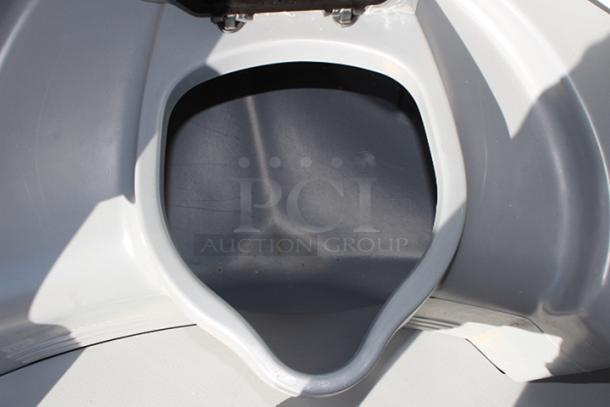 BRAND NEW, NEVER USED! PolyJohn FS3-1007 Fleet Light Gray Premium Portable Restroom - Assembled 13-MAY-2024. VERY MINOR SCUFFING!! - Image 7 of 8