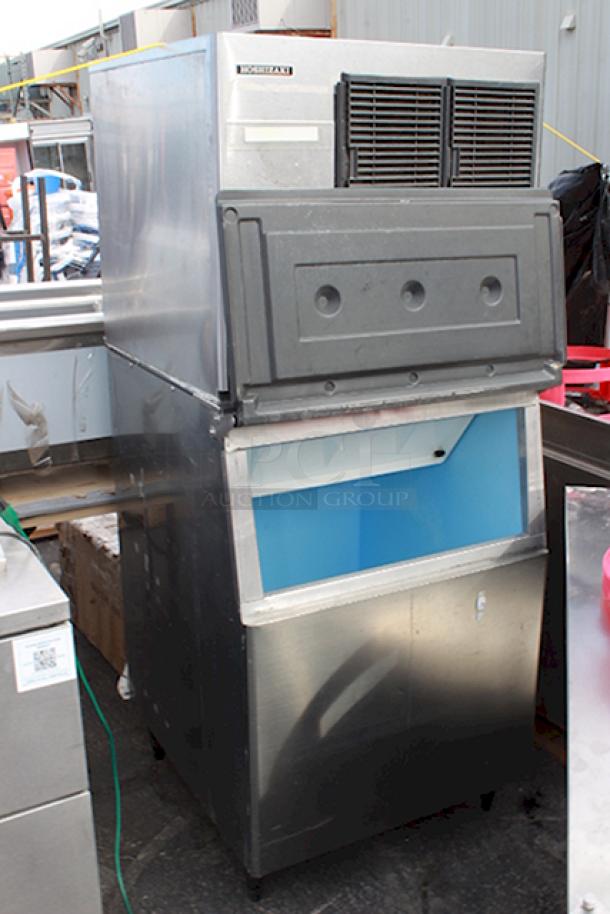 Hoshizaki KML-700MAJ, Crescent Cuber Icemaker, Air-cooled,665 lbs per hour, 115V/60/1. PLUS Hoshizaki BD-500SF 30" Ice Storage Bin with Stainless Steel Finish - 500 lb. IN WORKING ORDER!! - Image 5 of 5