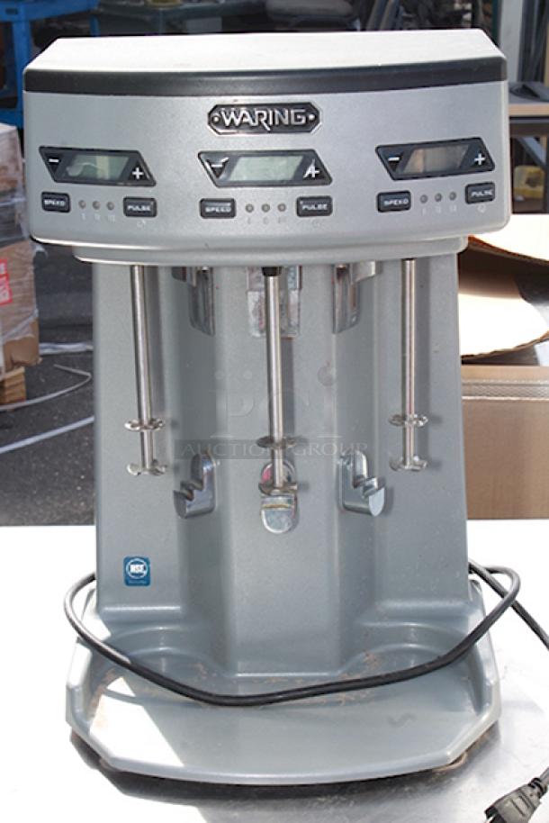 Waring WDM360TX Triple Spindle Three Speed Drink Mixer with Timer - 120V, 1125W. In Working Order. - Image 2 of 3