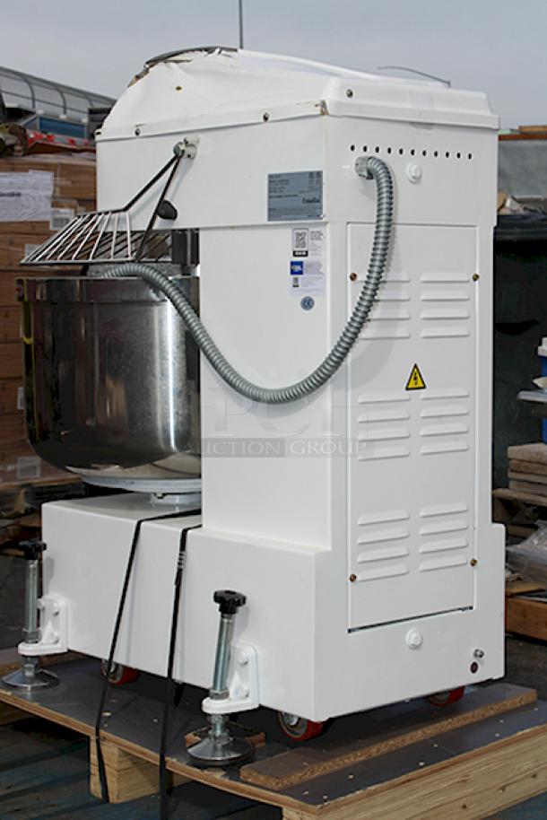 BRAND NEW SCRATCH & DENT! Estella SM80 80 Qt. / 116 lb. Two-Speed Spiral Dough Mixer - 220V, 3 Phase, 4.5 HP.  S/N: 348SM80072400086 Unit is scratched and dented (see photos). - Image 6 of 9