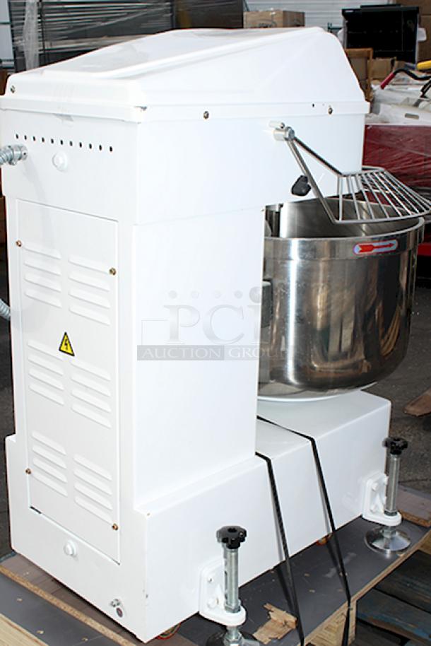 BRAND NEW SCRATCH & DENT! Estella SM80 80 Qt. / 116 lb. Two-Speed Spiral Dough Mixer - 220V, 3 Phase, 4.5 HP.  S/N: 348SM80072400086 Unit is scratched and dented (see photos). - Image 9 of 9