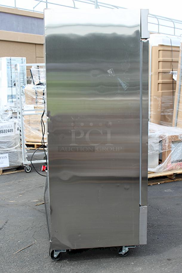 BRAND NEW SCRATCH & DENT! Avantco SS-3R-HC 81 5/16" Stainless Steel Solid Door Reach-In Refrigerator, 115 Volts 7.2 Amps 1 Phase 60 Hz S/N: 823108553 7067 2411. Unit is scratched and dented (see photos). - Image 2 of 7