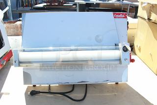 BRAND NEW SCRATCH & DENT! Estella EDS18S 18" Countertop One Stage Dough Sheeter - 120V, 1/2 HP. S/N: 901388-51. Prod. Date: JUN-2024