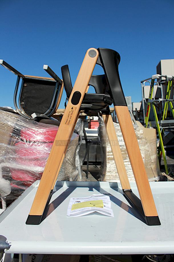 BRAND NEW SCRATCH & DENT! Koala Kare KB615-02 Koala Stowe™ Black / Natural Foldable High Chair. Packaging was damaged and the legs are scratched - Image 4 of 5