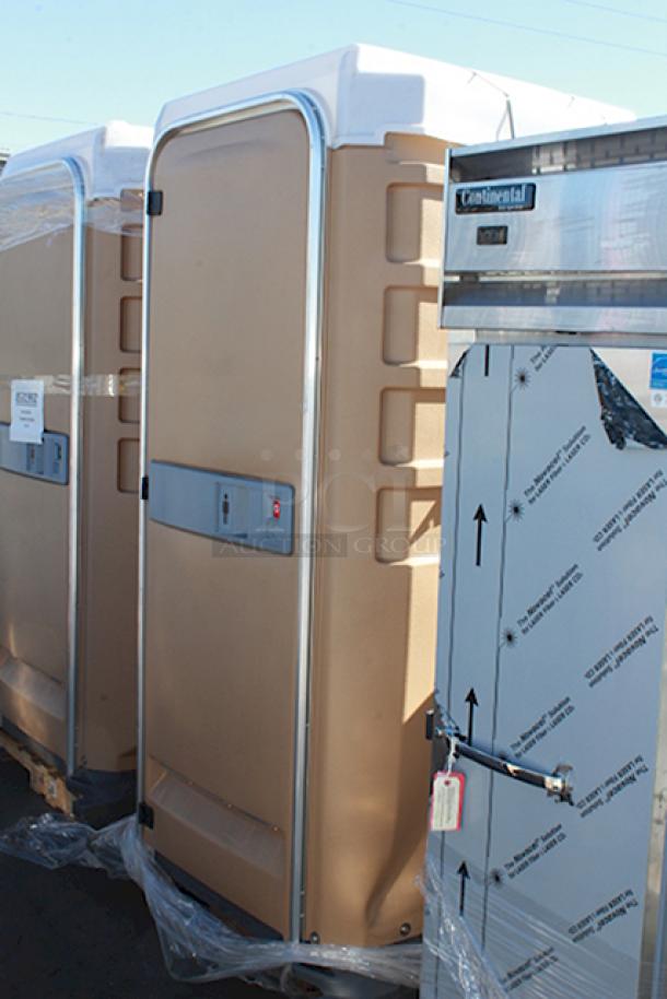 BRAND NEW SCRATCH AND DENT! PolyJohn FS3-1006 Fleet Tan Premium Portable Restroom - Assembled (Men). Unit has minor scuffing. - Image 2 of 3