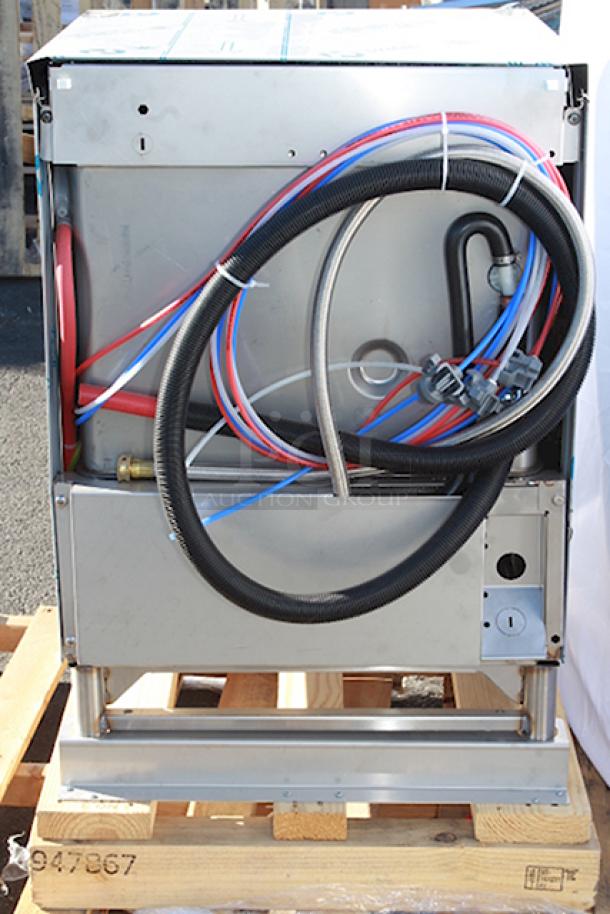 BRAND NEW SCRATCH & DENT! Hobart LXGNPR-2 Advansys Low Temperature Undercounter Glass Washer with PuriRinse and 6" Leg Stand - 120V. S/N: 231263785. - Image 5 of 7