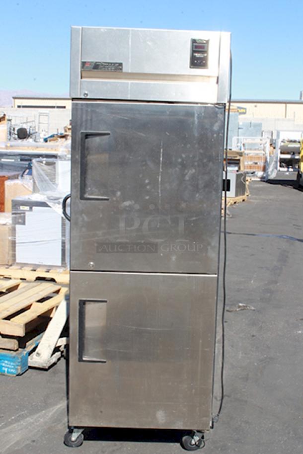 True TR1F-2HS Reach-In Solid Half Door Freezer, On Commercial Casters. 115v/60hz/1Ph. S/N: 5182671. Tested. In Working Order - Image 1 of 5