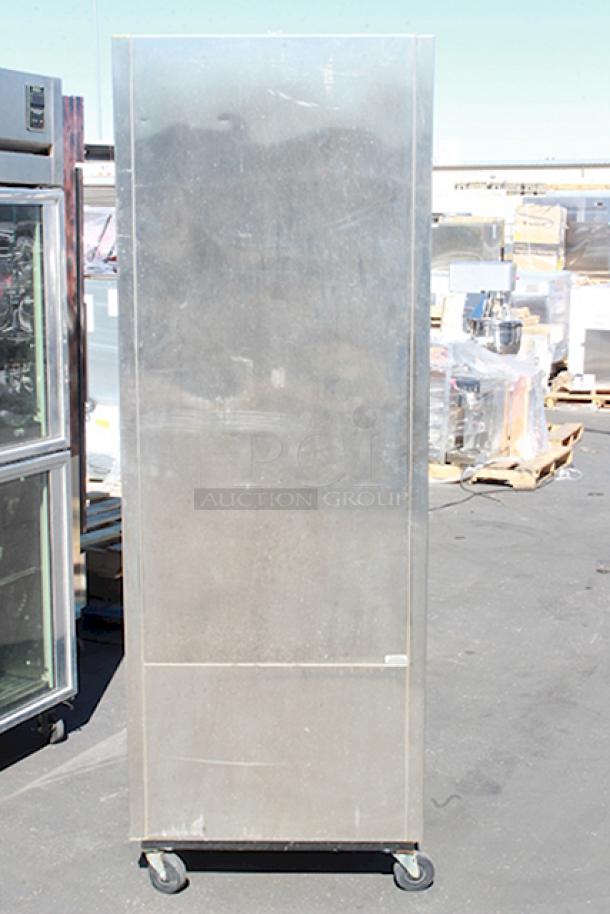 True TR1F-2HS Reach-In Solid Half Door Freezer, On Commercial Casters. 115v/60hz/1Ph. S/N: 5182671. Tested. In Working Order - Image 5 of 5