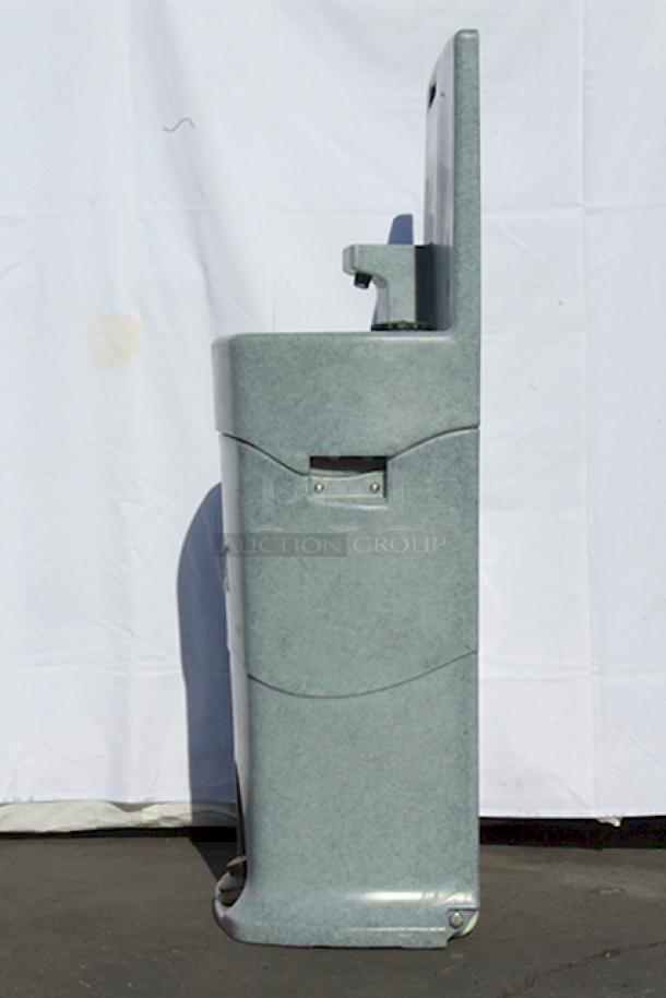 BRAND NEW! Out of Original Packaging. Lavex 16 Gallon Single Mobile Hand Wash Stations. (2) units maybe missing pieces. 8x Your Bid. - Image 4 of 6